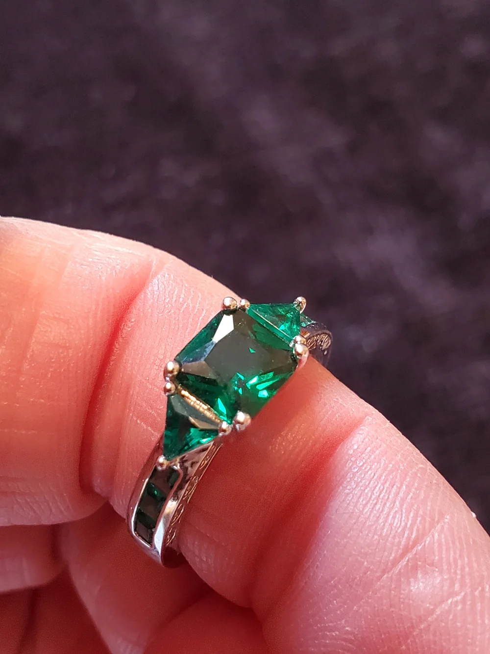 N/A elegant green